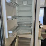 Zentrumsnahe 2-zimmer Mit Balkon, Garage, Nahe Oepnv Fuer 4 Personen Apartmán
